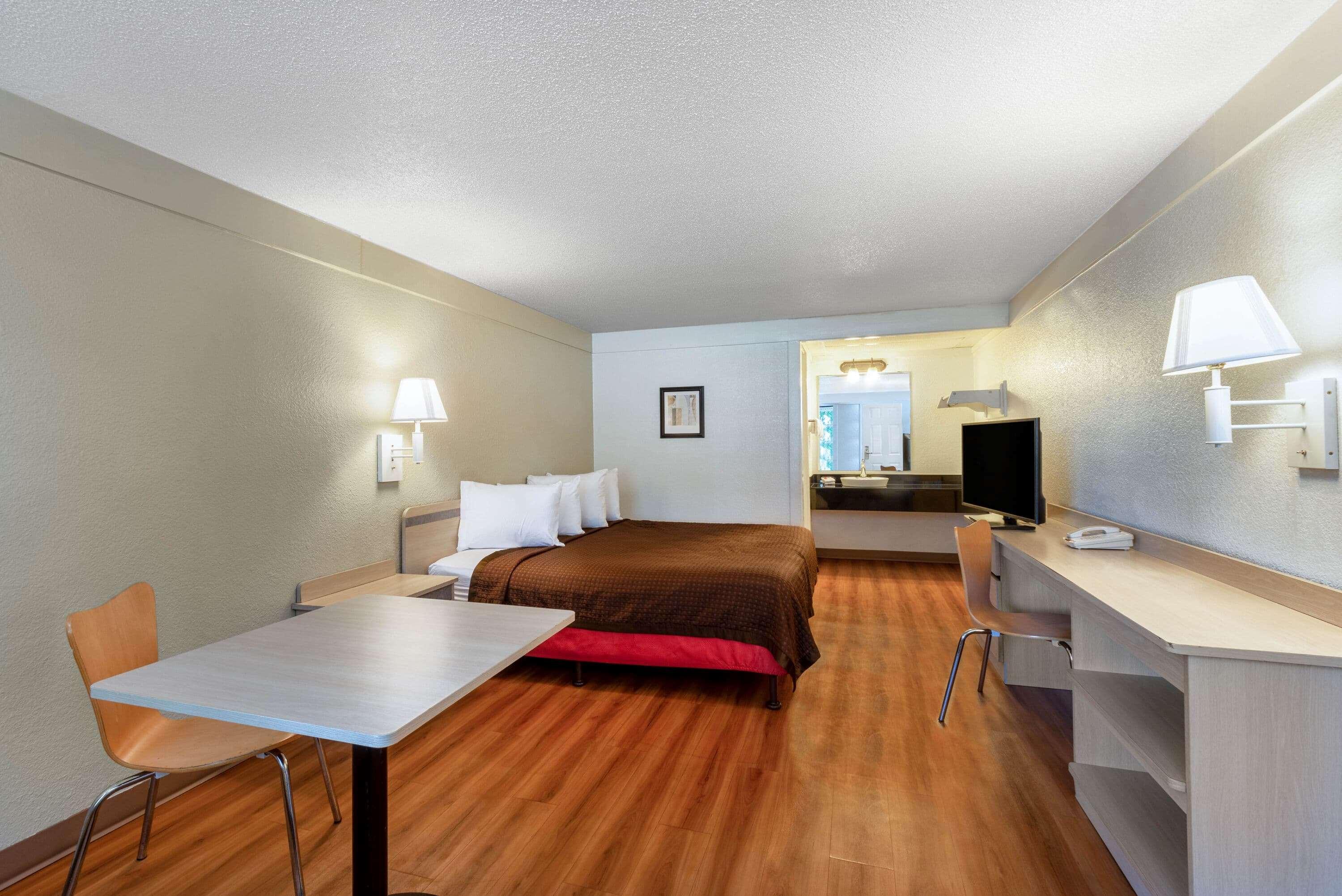 Travelodge By Wyndham Essington / Philadelphia Airport מראה חיצוני תמונה