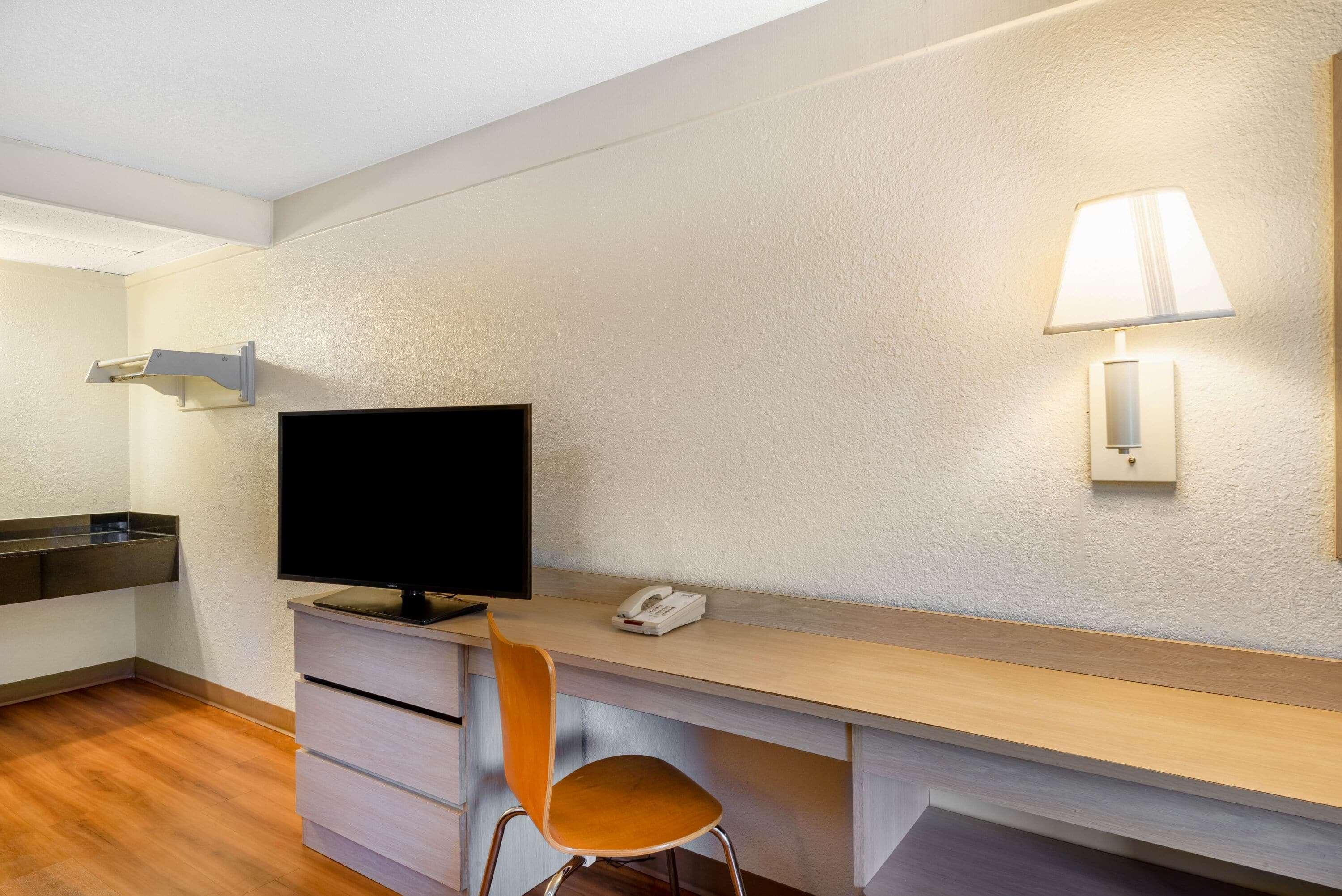 Travelodge By Wyndham Essington / Philadelphia Airport מראה חיצוני תמונה